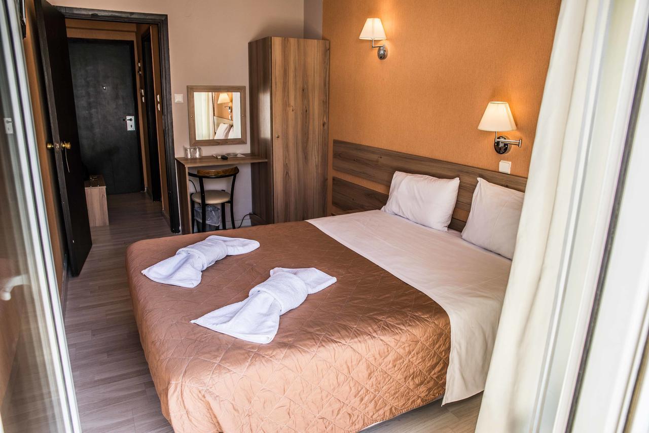 John'S Hotel Chalkís Eksteriør billede